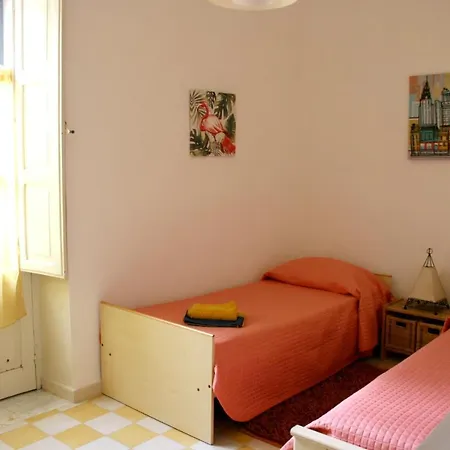 Via Garibaldi * Noto